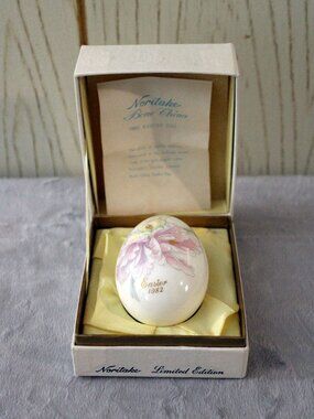 Noritake Bone China 1982 Easter Egg - Vintage